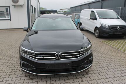VW Passat Variant 28.736 km 22.950 &euro; Euskirchen 53879