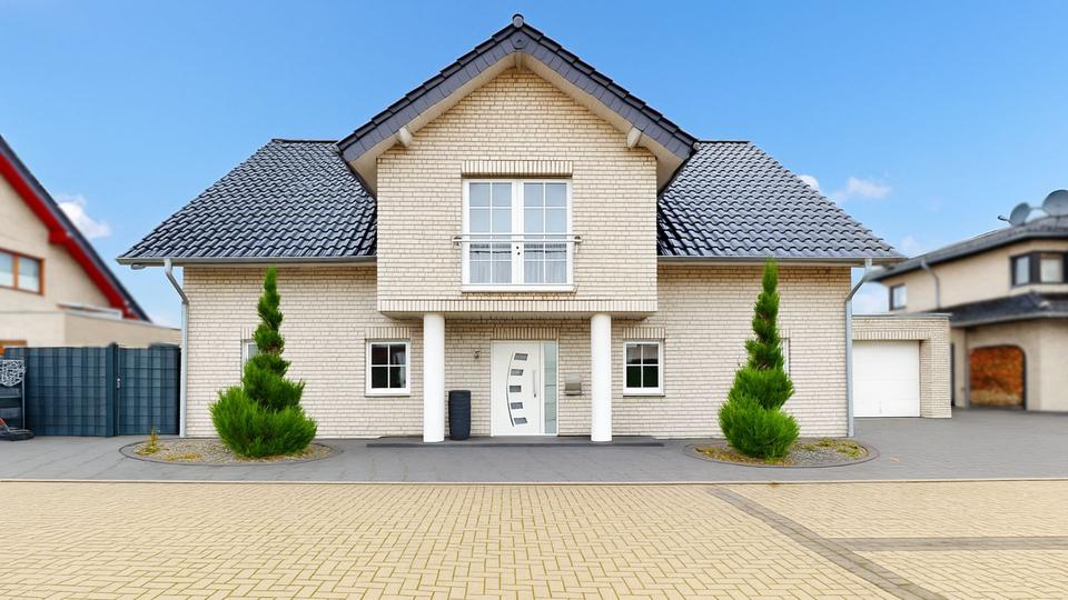 Einfamilienhaus Kerpen Buir - 5.5 Zimmer, 290 m&sup2;, 3.570&euro; | Angebot:25472480