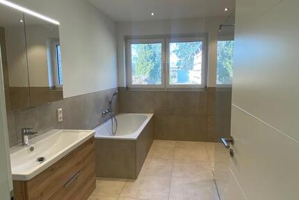 Wohnung Swisttal - 2 Zimmer, 127 m&sup2;, 1.650&euro; | Angebot:25393035