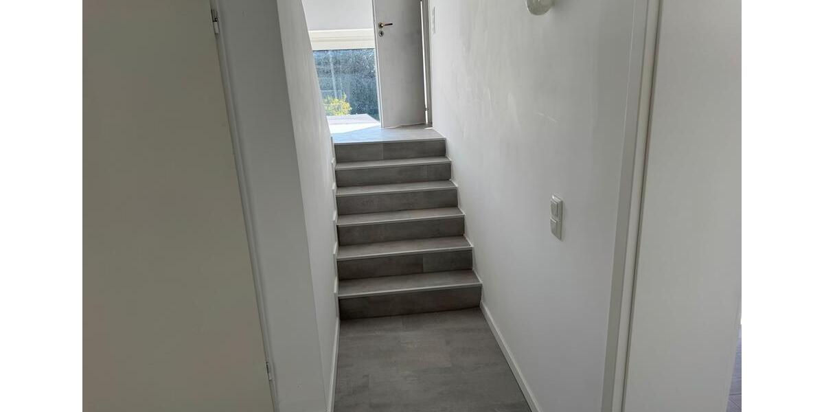 Maisonettenwohnung Leverkusen Schlebusch - 6 Zimmer, 140 m&sup2;, 2.000&euro; | Angebot:25840817