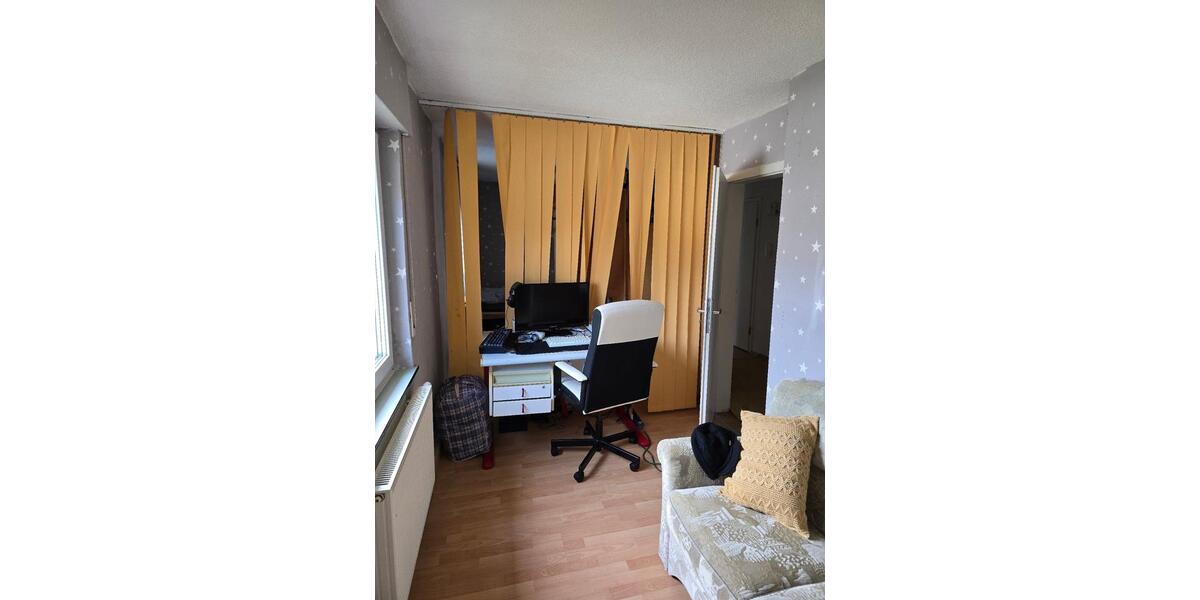 Etagenwohnung Lohmar - 3 Zimmer, 75 m&sup2;, 600&euro; | Angebot:25967628