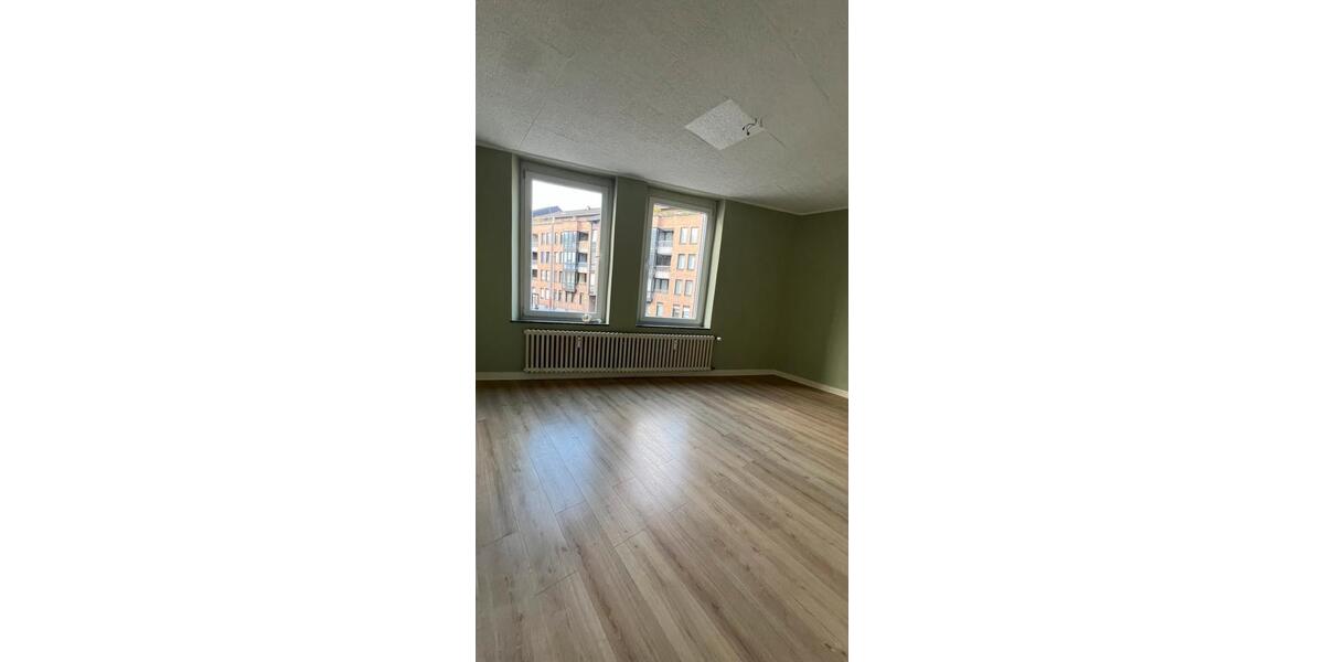 Etagenwohnung Bonn Gielgen - 2.5 Zimmer, 50 m&sup2;, 880&euro; | Angebot:25967555