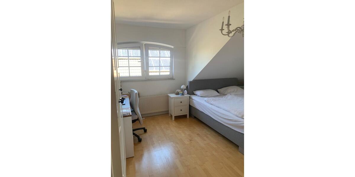 Etagenwohnung Pulheim - 4 Zimmer, 140 m&sup2;, 1.600&euro; | Angebot:26041764
