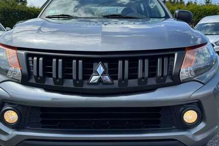 Mitsubishi L200 221.000 km 11.900 &euro; Mechernich 53894