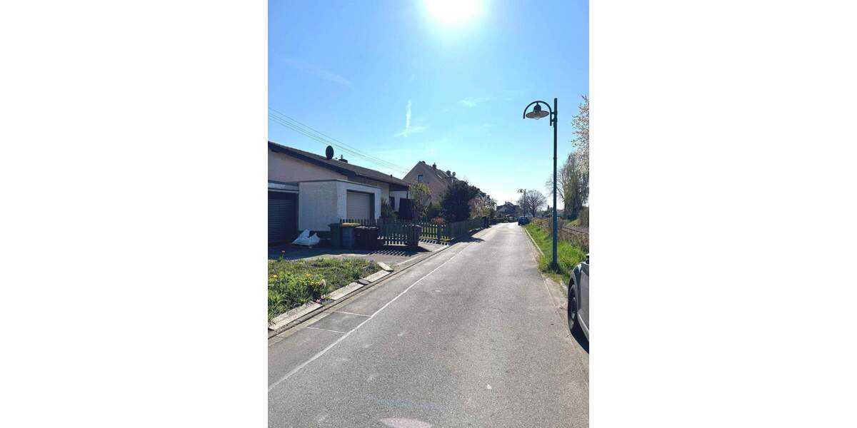 Einfamilienhaus Niederkassel - 6 Zimmer, 200 m&sup2;, 495.000&euro; | Angebot:25663636