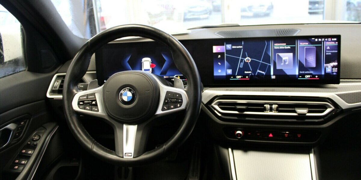 BMW 320 320i Touring - M Sport - 48.340 km 32.980 &euro; Euskirchen 53881