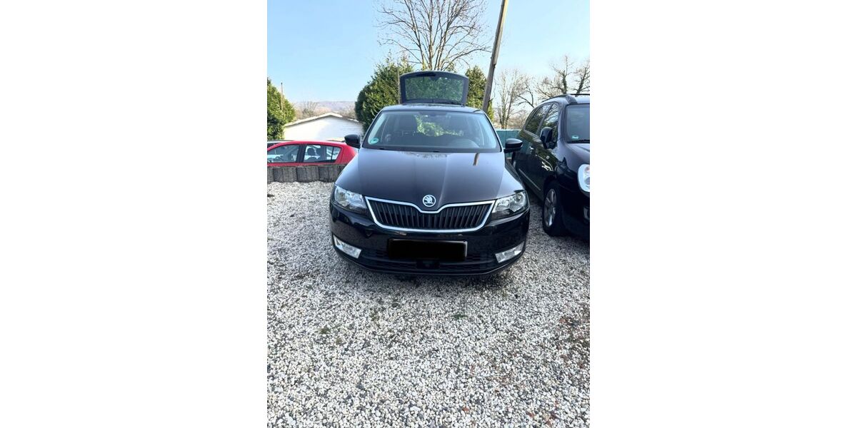 Skoda Rapid 116.000 km 7.900 &euro; Bonn 53175