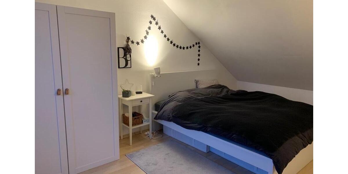 Maisonettenwohnung Hürth - 2 Zimmer, 72 m&sup2;, 1.040&euro; | Angebot:26025015