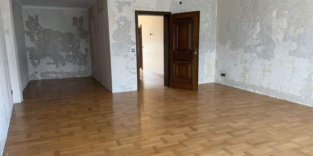 Mehrfamilienhaus, Wohnhaus Niederkassel Rheidt - 4 Zimmer, 95 m&sup2;, 389.000&euro; | Angebot:25745010