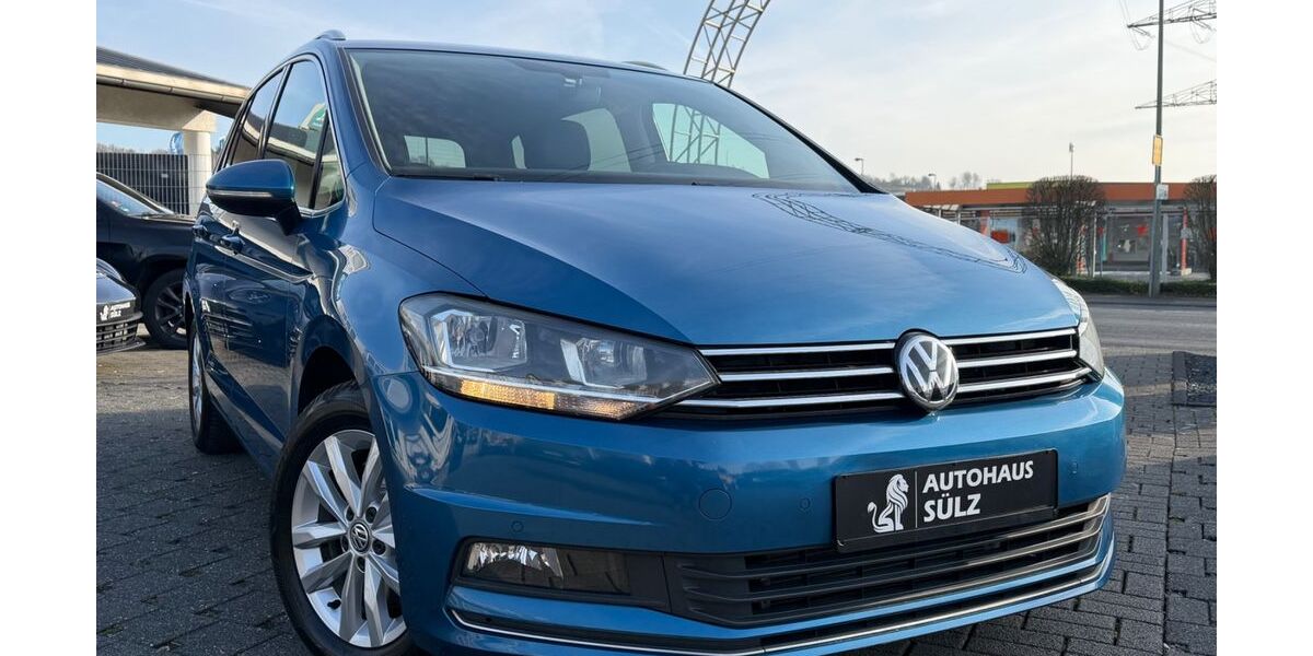 VW Touran 53.596 km 21.999 &euro; Lohmar 53797