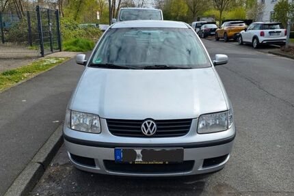 VW Polo 180.000 km 1.500 &euro; Köln 51143