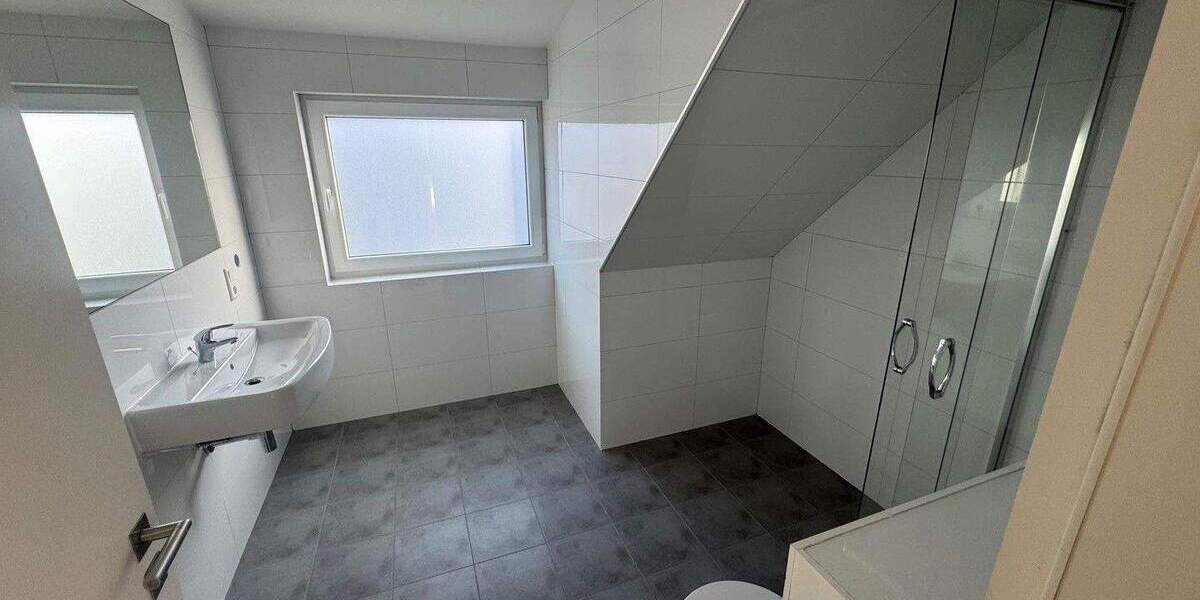 Doppelhaushälfte Leverkusen Schlebusch - 6 Zimmer, 200 m&sup2;, 990.000&euro; | Angebot:25824966