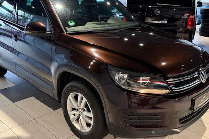 VW Tiguan 135.328 km 7.950 &euro; Köln 51103