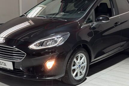 Ford Fiesta 21.471 km 10.870 &euro; Köln 50739