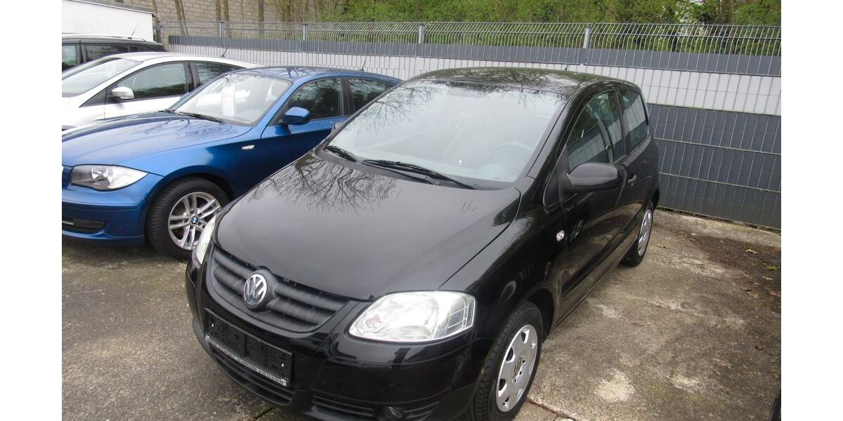 VW Fox 122.000 km 2.600 &euro; Leverkusen 51371