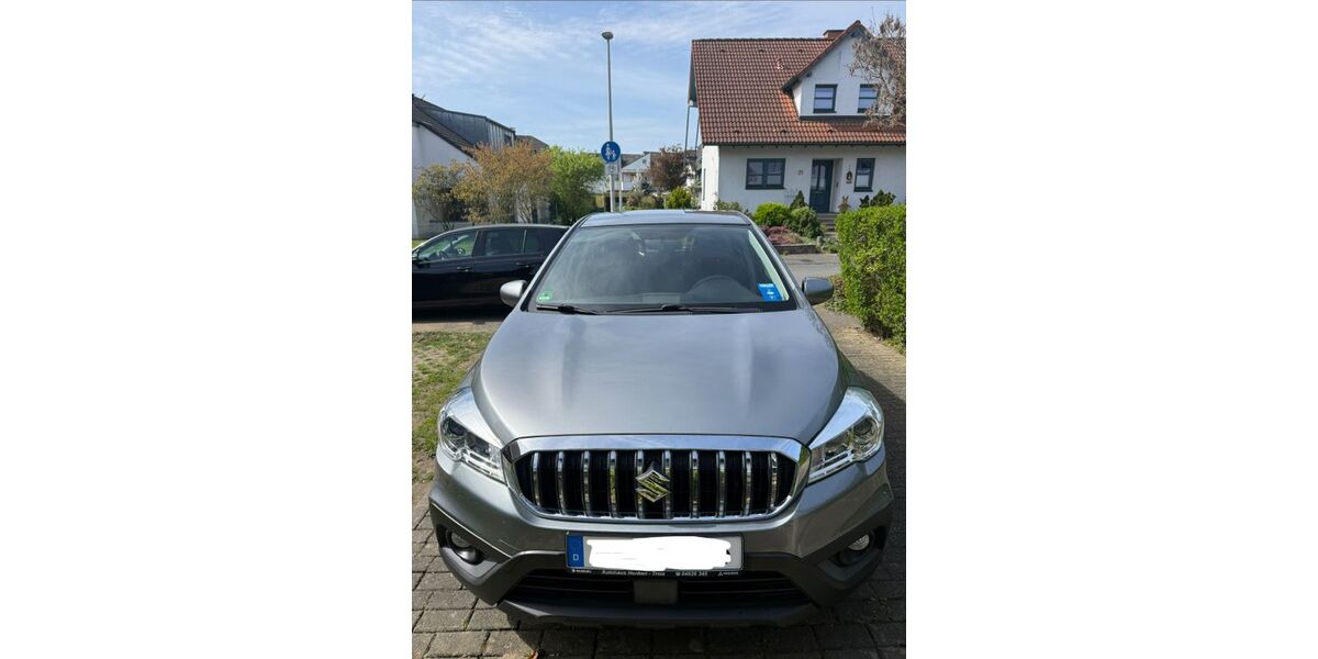 Suzuki SX4 111.000 km 9.200 &euro; Bornheim 53332