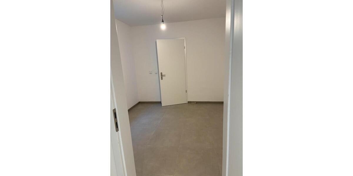 Etagenwohnung Köln Kalk - 1 Zimmer, 35 m&sup2;, 750&euro; | Angebot:26665436