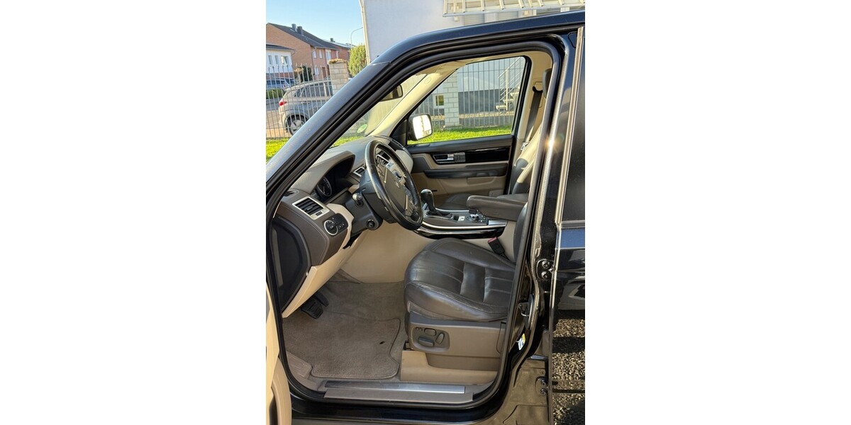 Land Rover Range Rover Sport 211.017 km 9.900 &euro; Kreuzau 52372