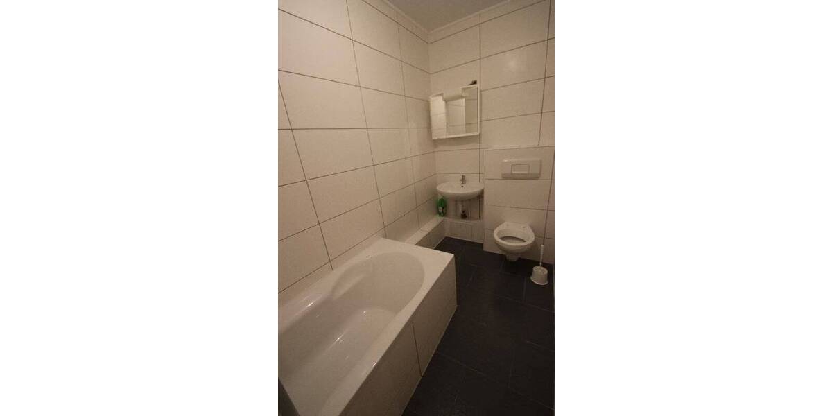 Etagenwohnung Bonn Brüser Berg - 3 Zimmer, 84 m&sup2;, 195.000&euro; | Angebot:25690097