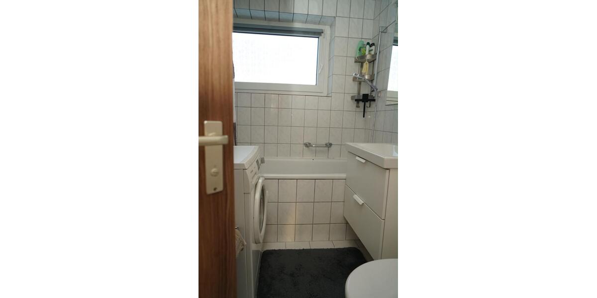 Dachgeschoßwohnung Siegburg - 4 Zimmer, 87 m&sup2;, 280.000&euro; | Angebot:27044150