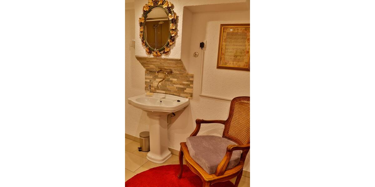 Reihenhaus Köln Mülheim - 8 Zimmer, 220 m&sup2;, 1.300.000&euro; | Angebot:26007696