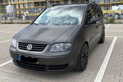 VW Touran 363.000 km 2.800 &euro; Euskirchen 53879
