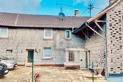 Haus Vettweiß - 7 Zimmer, 260 m&sup2;, 390.000&euro; | Angebot:26691871