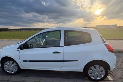 Renault Clio 175.000 km 1.500 &euro; Meckenheim 53340