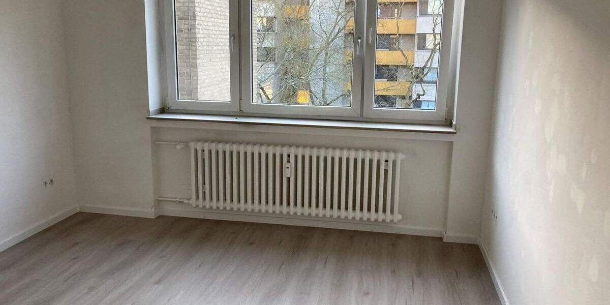 Etagenwohnung Köln Seeberg - 4 Zimmer, 80 m&sup2;, 832&euro; | Angebot:25801105
