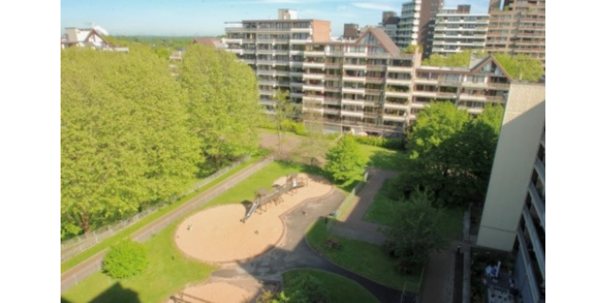 Etagenwohnung Köln Lindenthal - 4 Zimmer, 131 m&sup2;, 419.000&euro; | Angebot:25168711