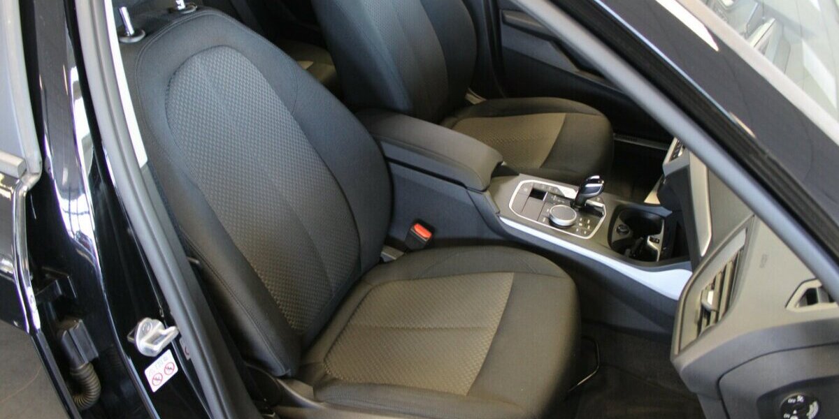 BMW 118 118d Aut. Advantage 54.655 km 20.980 &euro; Euskirchen 53881