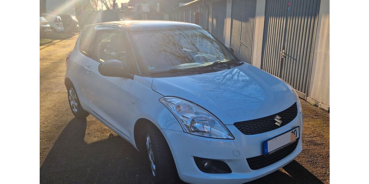 Suzuki Swift 170.000 km 3.200 &euro; Köln 50858