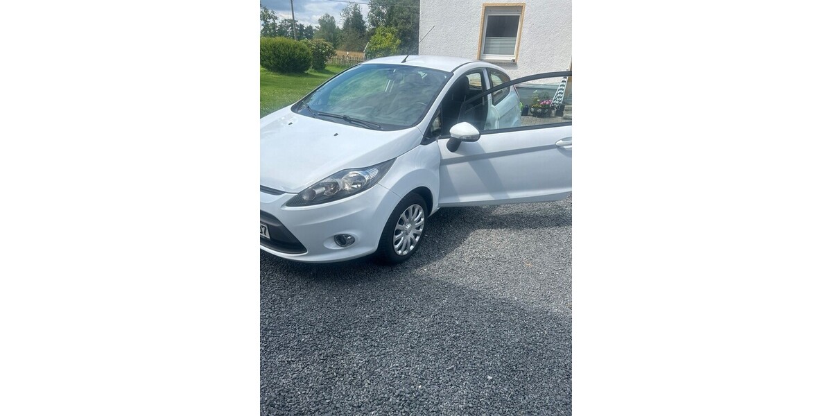 Ford Fiesta 142.800 km 5.300 &euro; Swisttal 53913