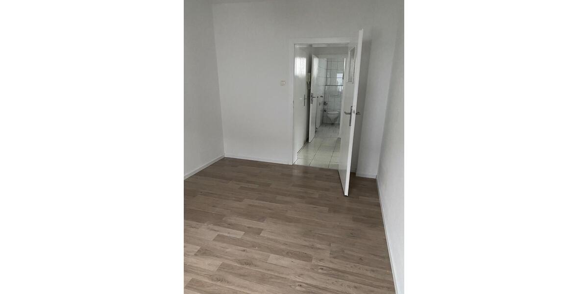 Hochparterre Bonn Friesdorf - 2 Zimmer, 48 m&sup2;, 700&euro; | Angebot:26039364