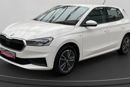 Skoda Fabia 8.935 km 15.980 &euro; Köln-Mülheim 51063