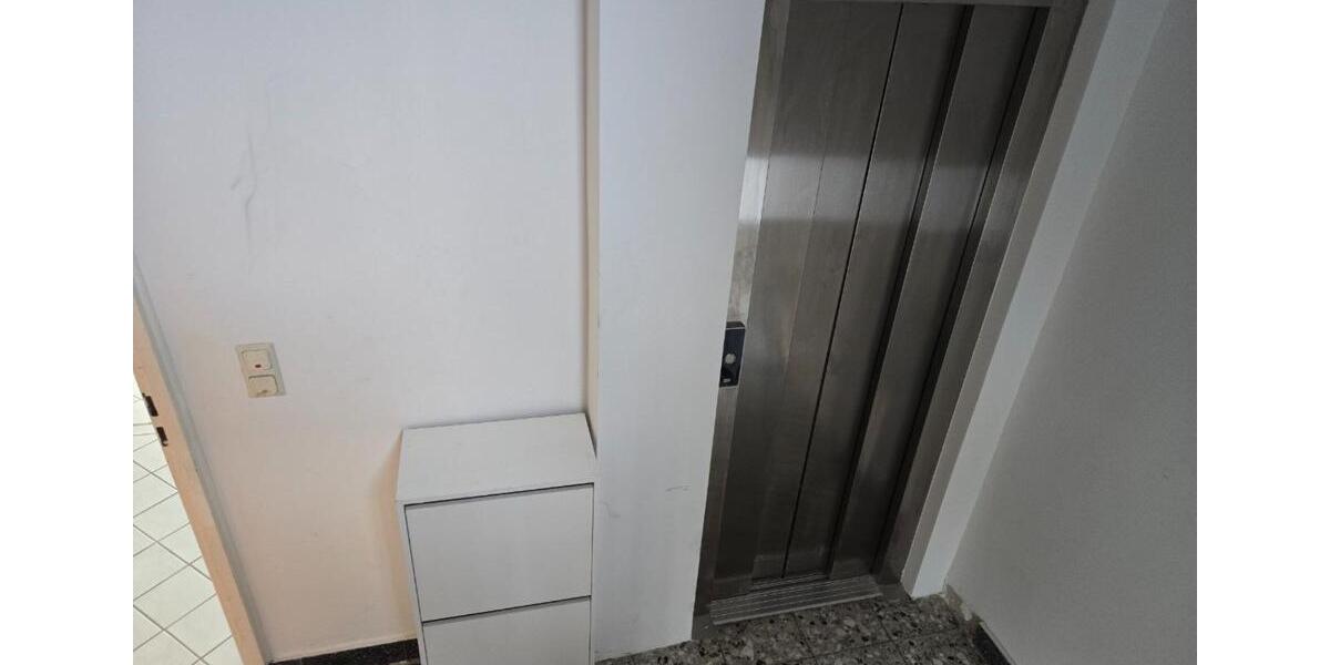 Etagenwohnung Köln Mülheim - 2 Zimmer, 54 m&sup2;, 1.300&euro; | Angebot:25887303