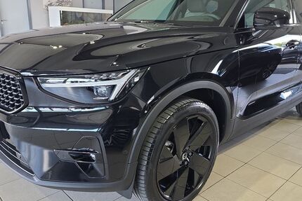 Volvo XC40 27.257 km 31.950 &euro; Bergheim 50126