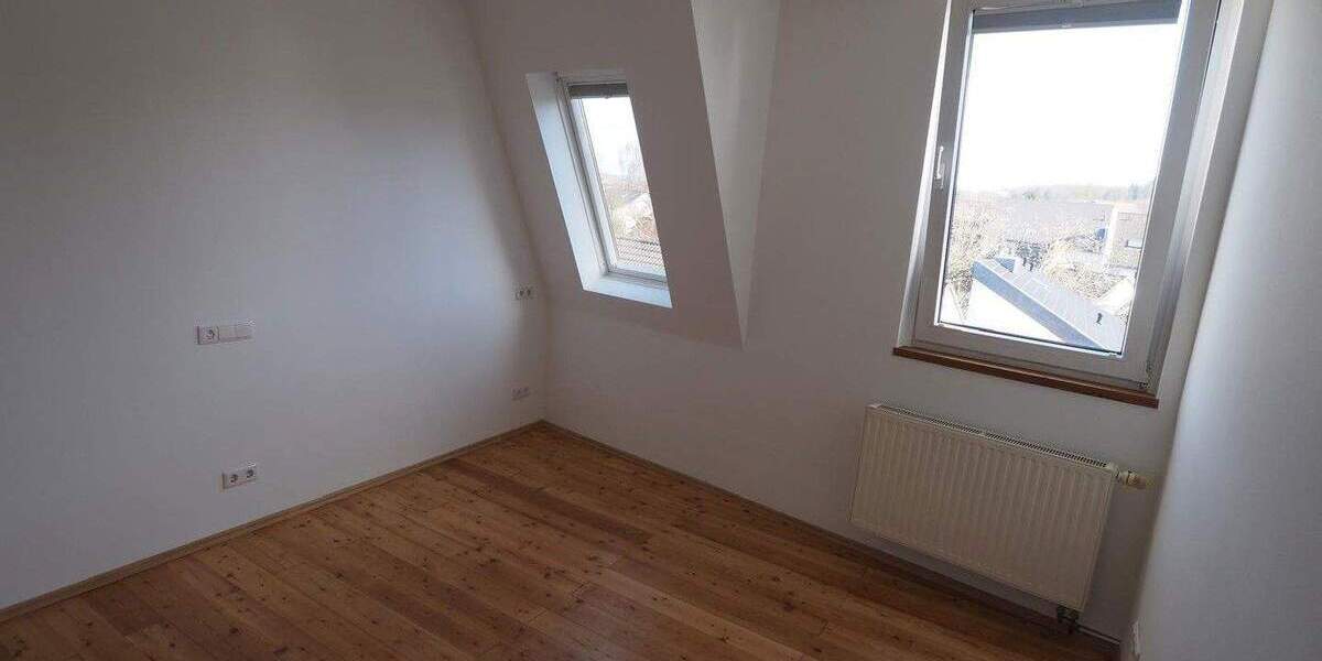 Etagenwohnung Bonn Endenich - 3 Zimmer, 106 m&sup2;, 440.000&euro; | Angebot:25820006