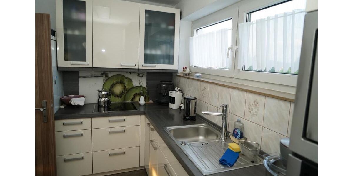 Dachgeschoßwohnung Siegburg - 4 Zimmer, 87 m&sup2;, 280.000&euro; | Angebot:27044150