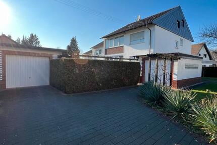 Haus Troisdorf - 8 Zimmer, 195 m&sup2;, 580.000&euro; | Angebot:26034367