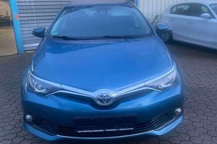 Toyota Auris 162.000 km 7.950 &euro; Troisdorf 53844