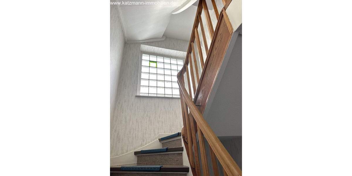 Mehrfamilienhaus, Wohnhaus Hürth Gleuel - 9 Zimmer, 218 m&sup2;, 435.000&euro; | Angebot:25802258