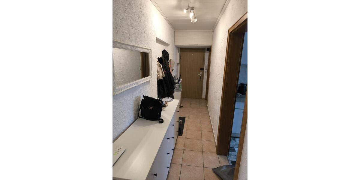 Etagenwohnung Leverkusen Bürrig - 2.5 Zimmer, 66 m&sup2;, 650&euro; | Angebot:25840842