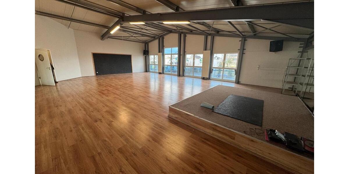 Gewerbeobjekt Erftstadt - 3.800&euro; | Angebot:25309909