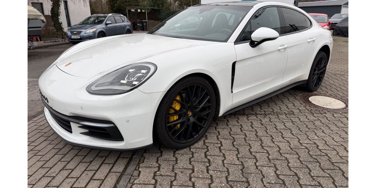 Porsche Panamera 126.000 km 55.950 &euro; Köln 50767