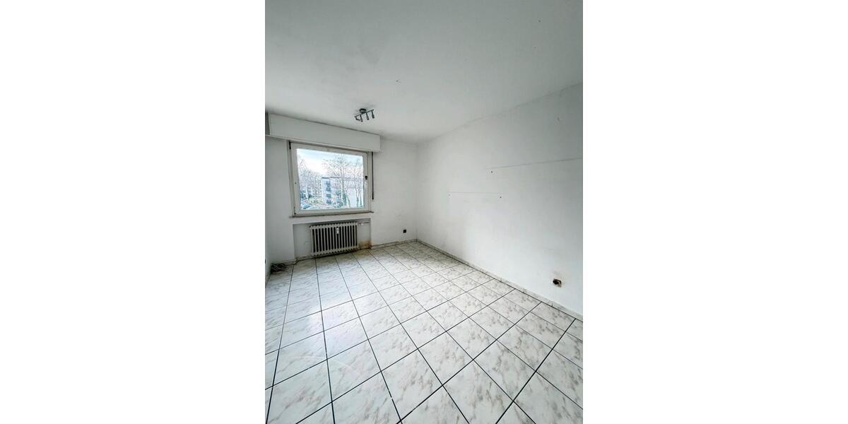 Etagenwohnung Bergheim Auenheim - 4 Zimmer, 100 m&sup2;, 1.100&euro; | Angebot:25373827