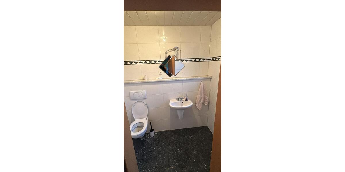 Einfamilienhaus Troisdorf Altenrath - 7 Zimmer, 203 m&sup2;, 7.500&euro; | Angebot:25811174