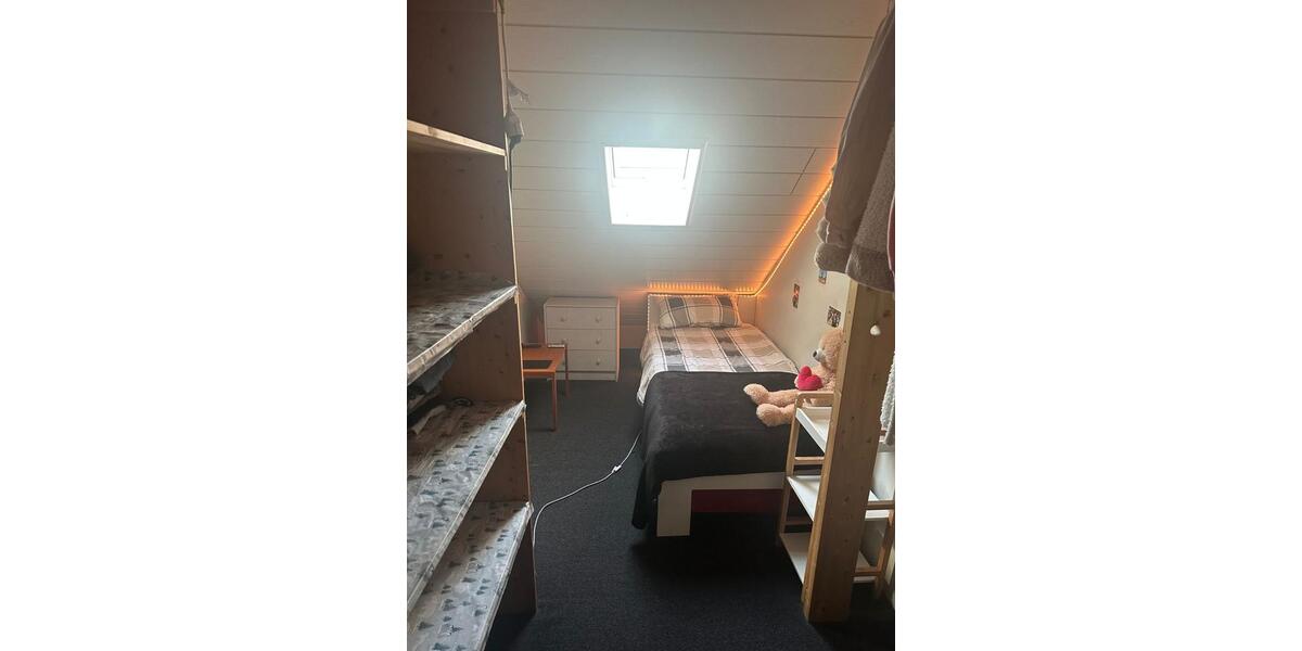 Einfamilienhaus Troisdorf Altenrath - 7 Zimmer, 203 m&sup2;, 7.500&euro; | Angebot:25811174