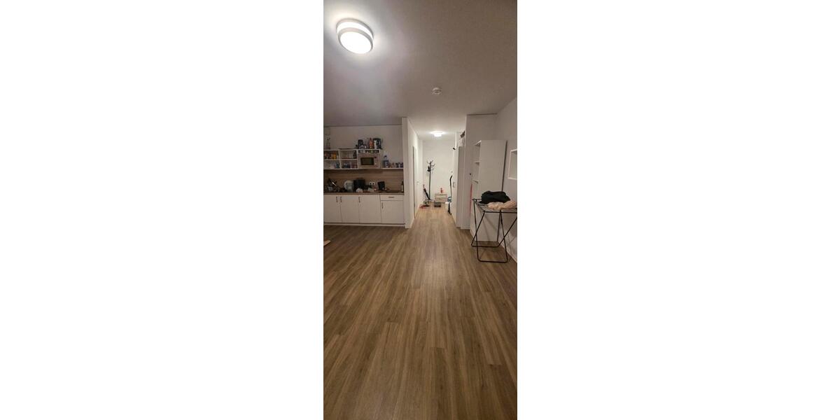 Etagenwohnung Köln Kalk - 1 Zimmer, 33 m&sup2;, 900&euro; | Angebot:25875975
