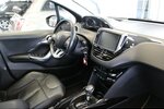 Peugeot 2008 PureTech 110 GPF EA T6 Allure 119.082 km 10.780 &euro; Euskirchen 53881
